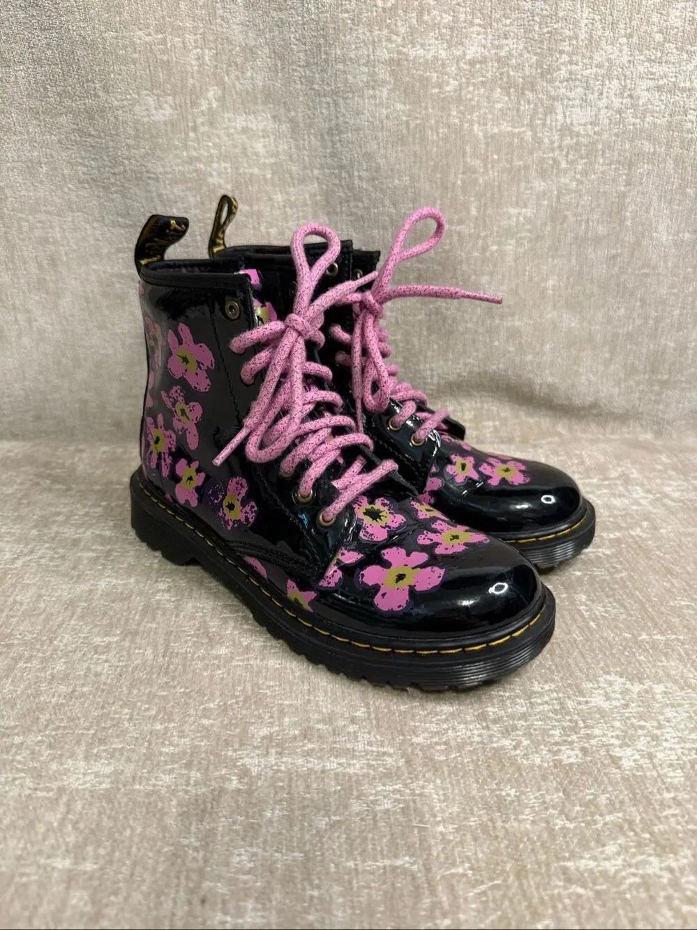Dr. Martens Kids 1460 Pansy Patent Leather Lace Up Boots Black Pink Size 4